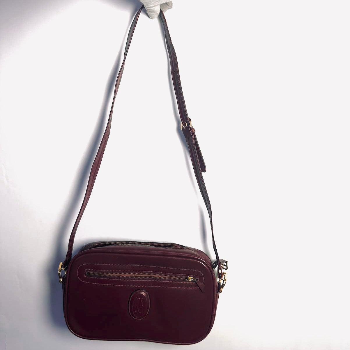 Cartier Must / Mast de Cartier Burgundy Red Maroon GHW Smooth Leather Zip East West Shoulder Sling Bag