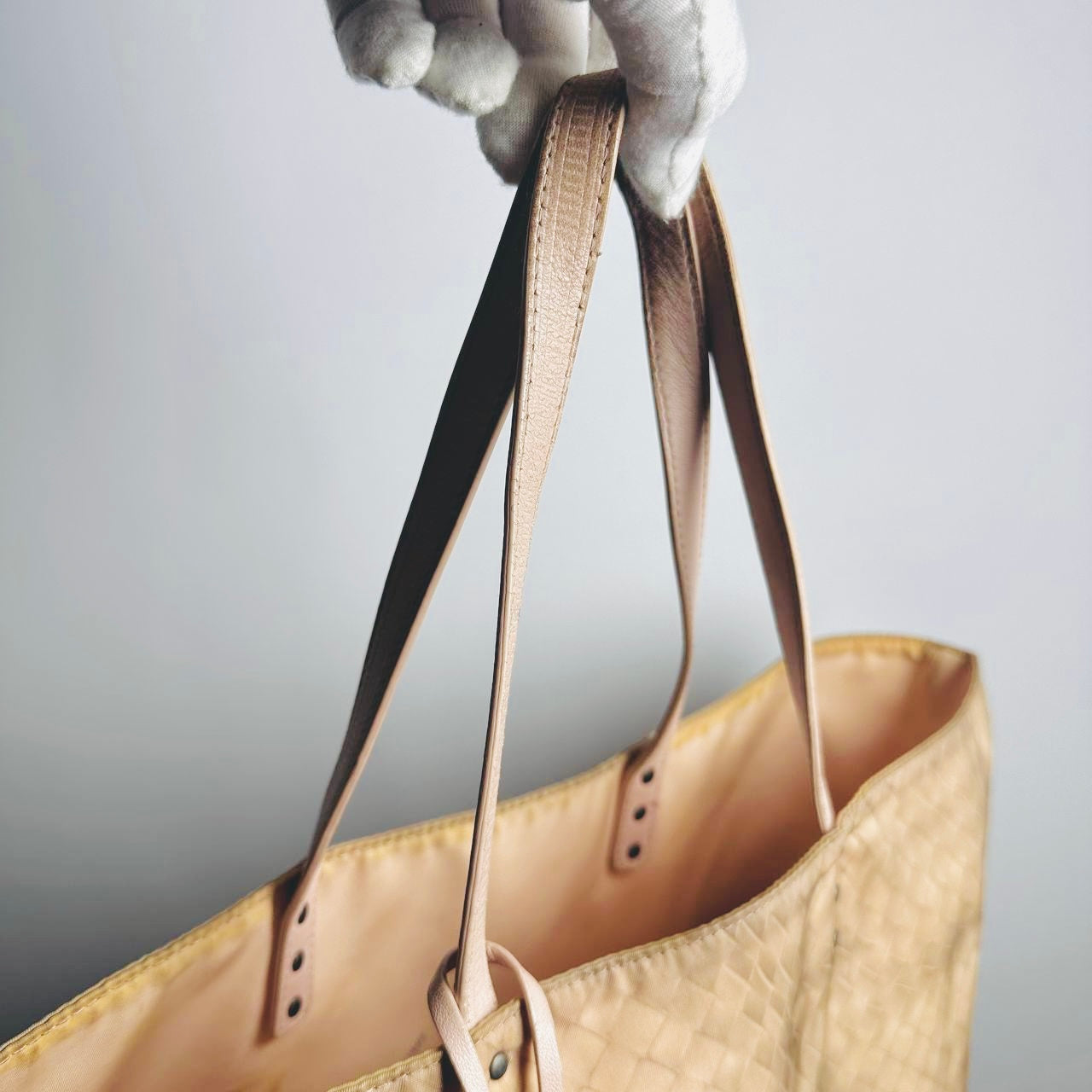 Bottega Veneta BV Cream Beige Intrecciato Intrecciomirage Printed Woven Fabric Shopper Shoulder Tote Bag