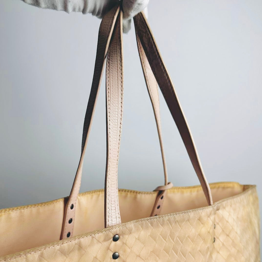 Bottega Veneta BV Cream Beige Intrecciato Intrecciomirage Printed Woven Fabric Shopper Shoulder Tote Bag