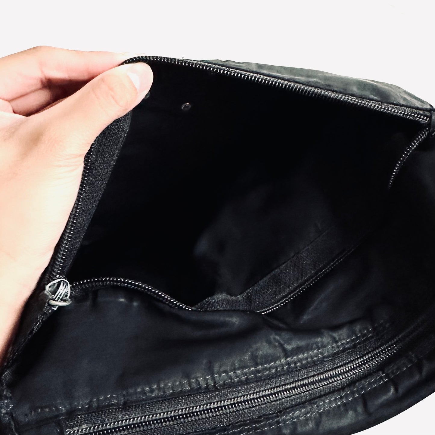 Prada Black Tessuto Vela Classic Logo Nylon & Leather Zip Shoulder Sling Bag