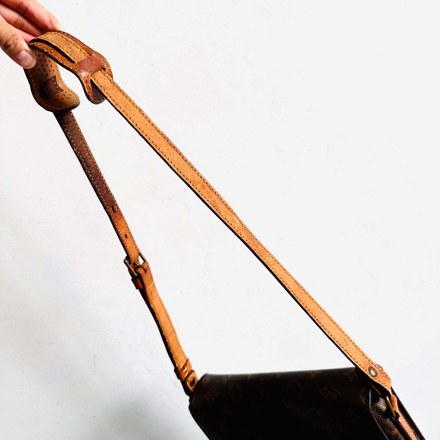 Louis Vuitton LV Saint Cloud Monogram Logo Vintage Flap Shoulder Sling Bag