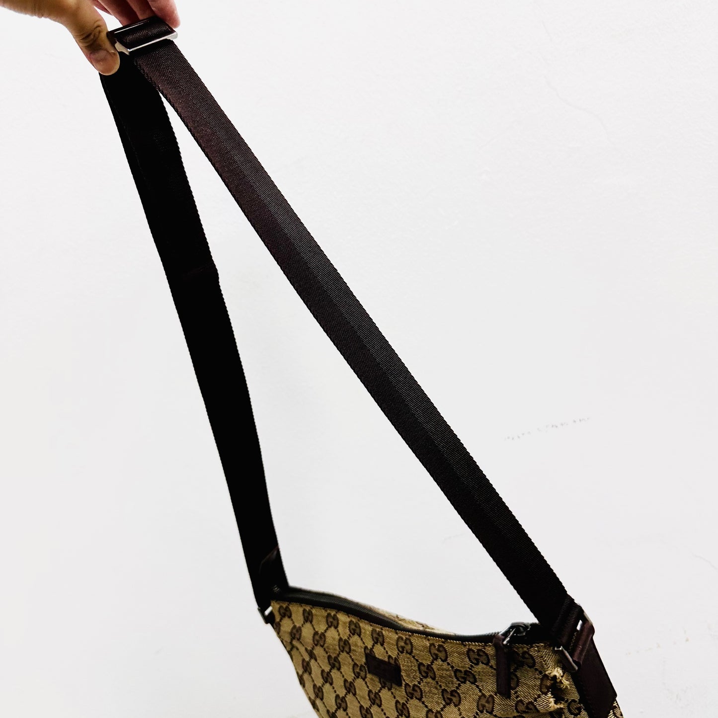 Gucci Beige / Dark Brown GG Monogram Logo Shoulder Sling Bag