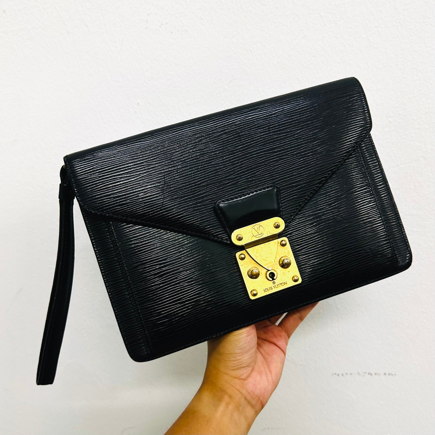 Wallets, Pouches & Pochettes