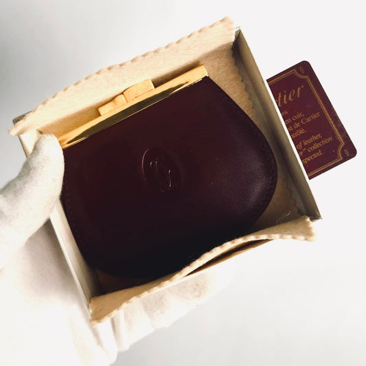 Cartier Must / Mast de Cartier Maroon Burgundy GHW Smooth Leather Kisslock Snap Coin Purse Compact Wallet