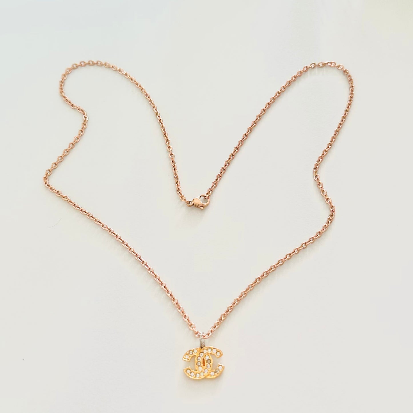 Chanel CC Monogram Logo Signature Classic Gold & Crystals Vintage Necklace