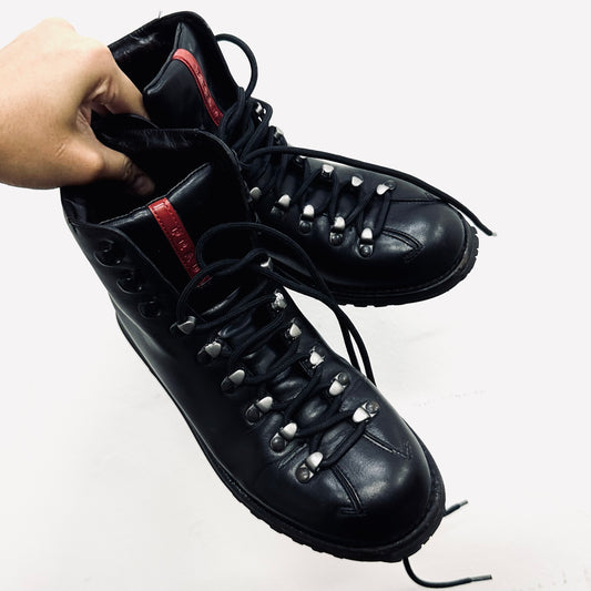 Prada Black Monogram Logo Padded Smooth Leather Calzature Donna Tecno Skiskolae Lace Up Chunky Boots Shoes