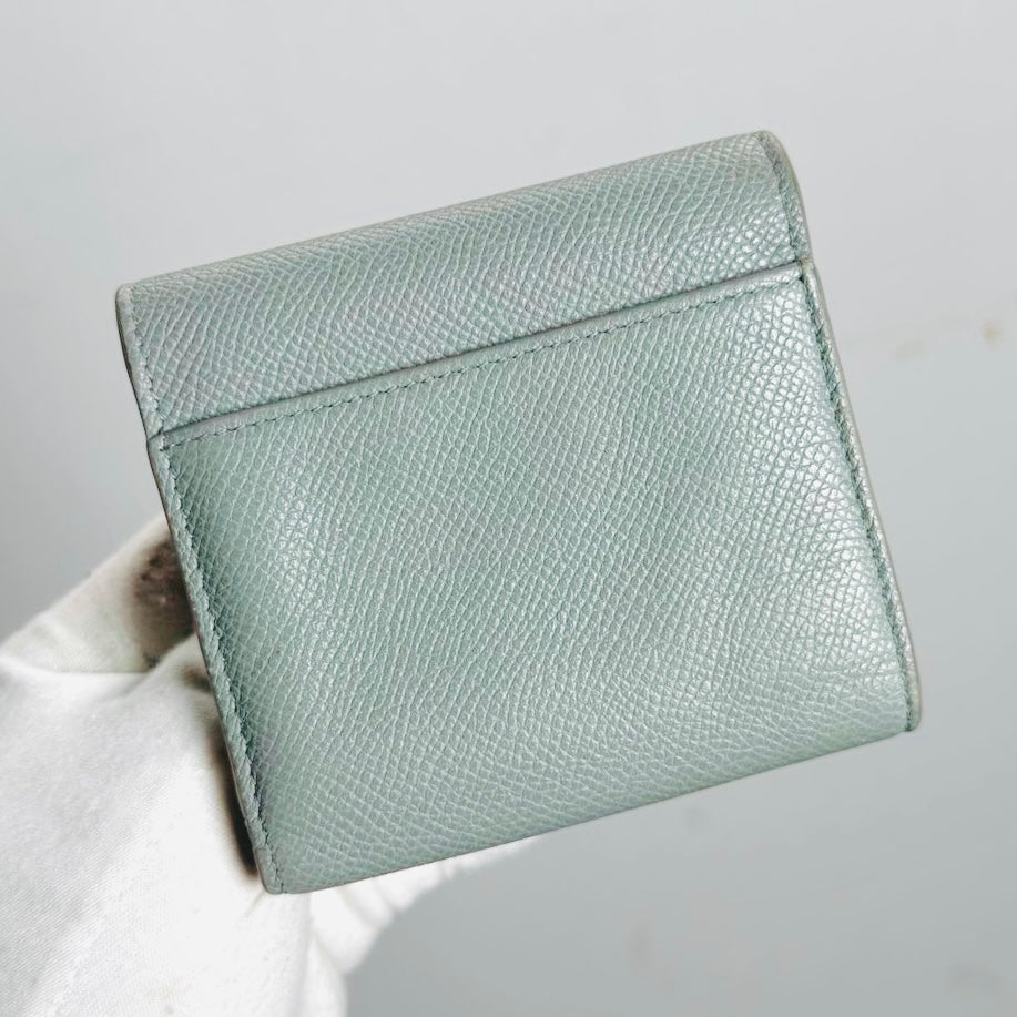 Christian Dior CD 30 Montaigne Medium Lotus Stone Grey / Gray GHW Grained Calfskin Monogram Logo Flap Compact Trifold Wallet