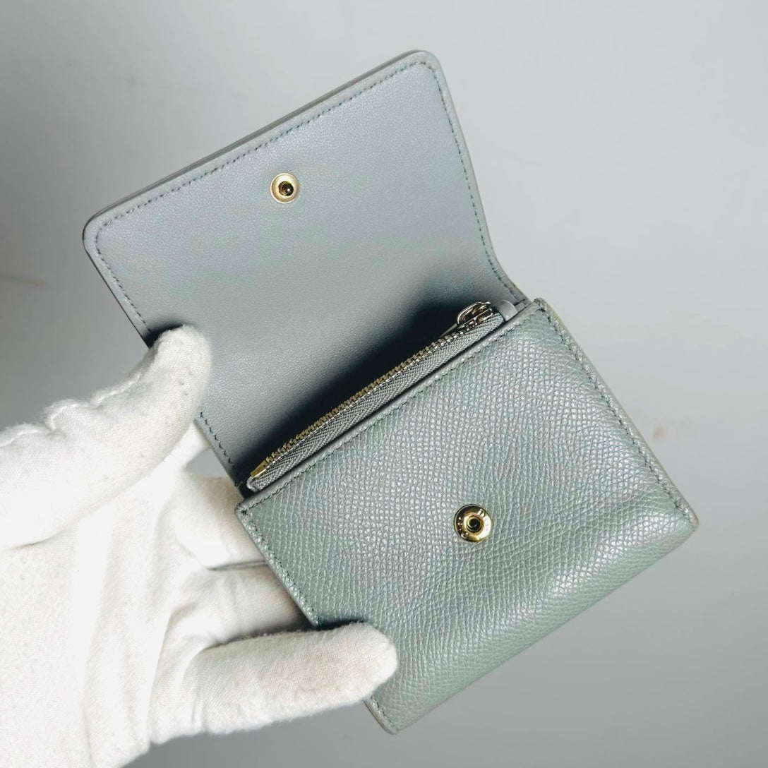 Christian Dior CD 30 Montaigne Medium Lotus Stone Grey / Gray GHW Grained Calfskin Monogram Logo Flap Compact Trifold Wallet