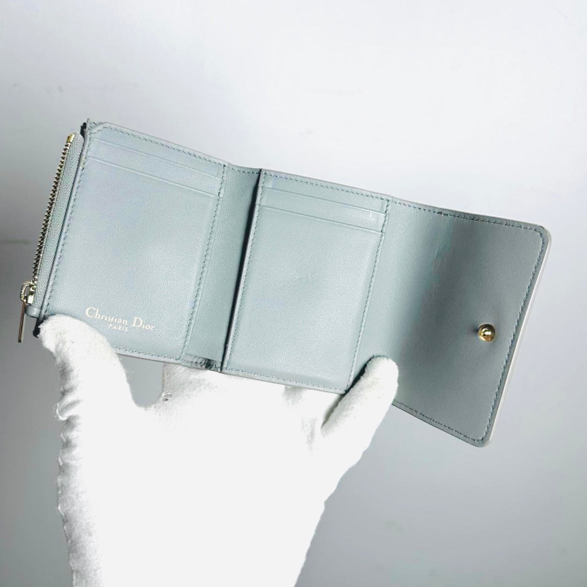 Christian Dior CD 30 Montaigne Medium Lotus Stone Grey / Gray GHW Grained Calfskin Monogram Logo Flap Compact Trifold Wallet