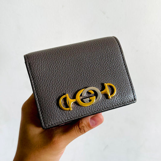 Gucci Zumi GG Monogram Logo Dark Grey GHW Pebbled Leather Flap Mini WOC Wallet On Chain Bag