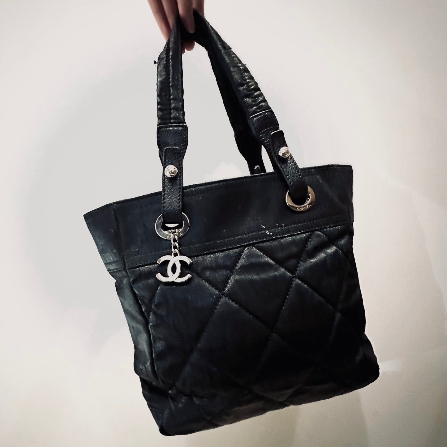 Chanel Black Paris Biarritz PM CC Monogram Logo Quilted Jersey & Leather Shopper Shoulder Tote Bag 11s