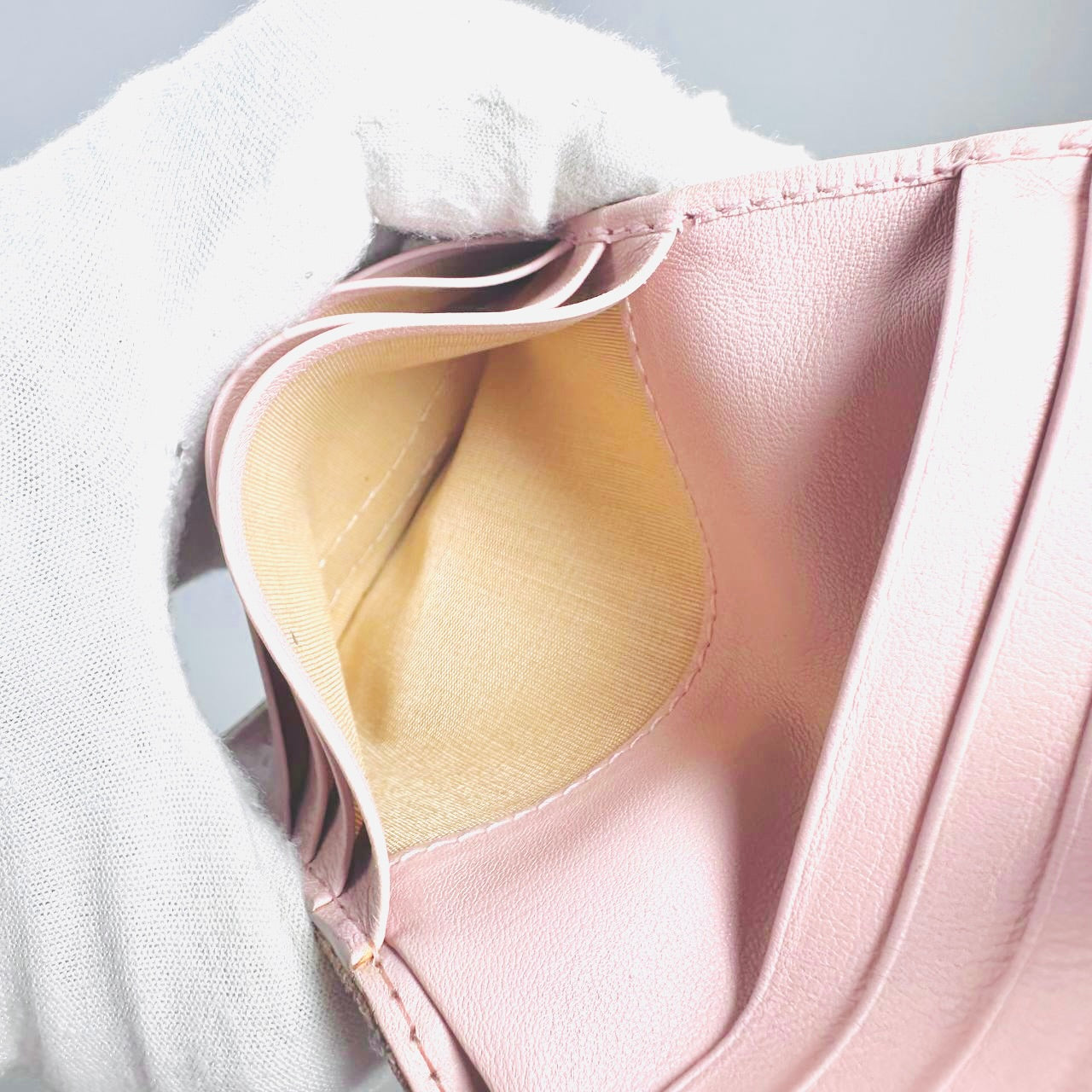 Christian Dior CD Pink Oblique Monogram Logo Compact Flap Bifold Wallet