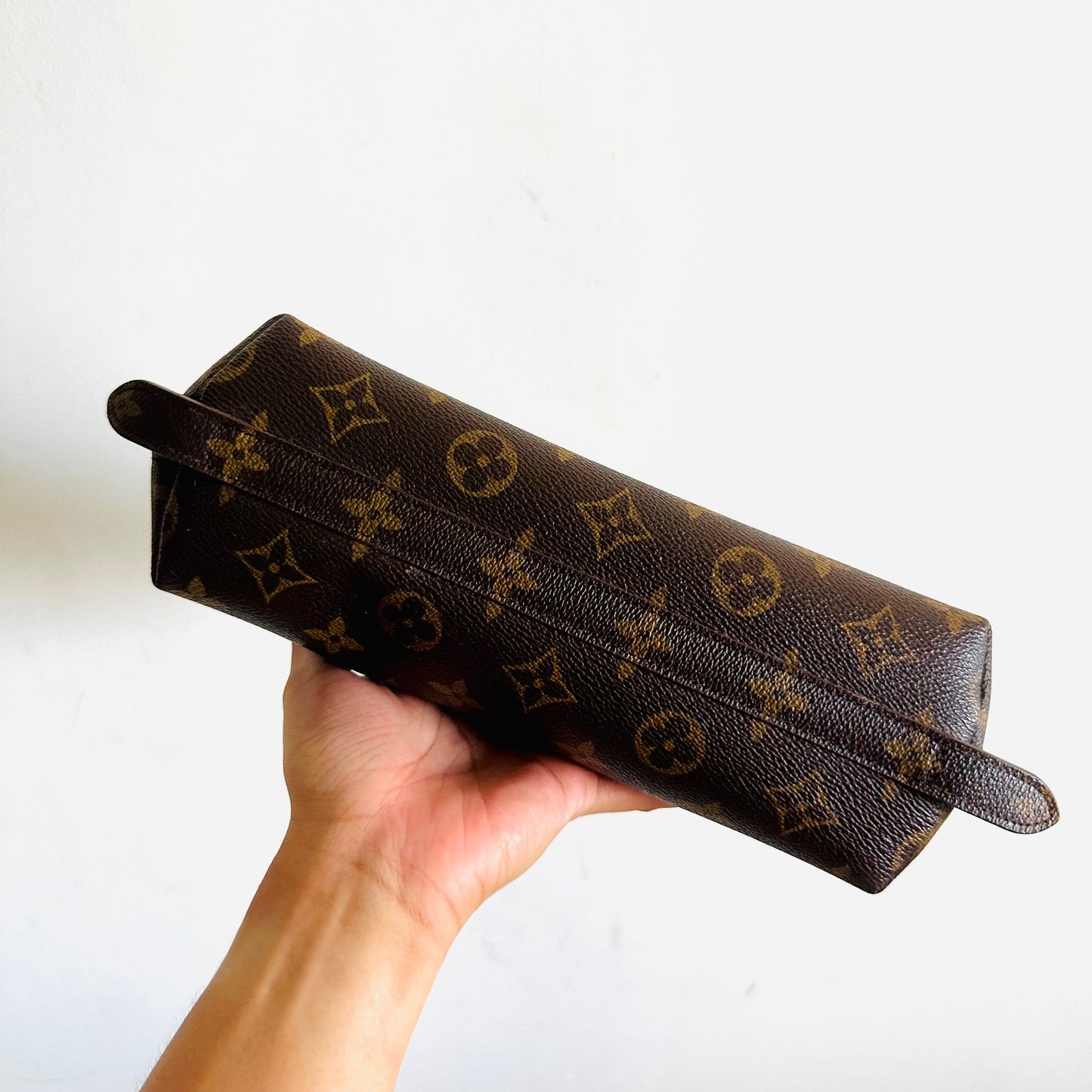 Louis Vuitton LV Monogram Logo GHW Toiletry Pouch Case Vintage Clutch