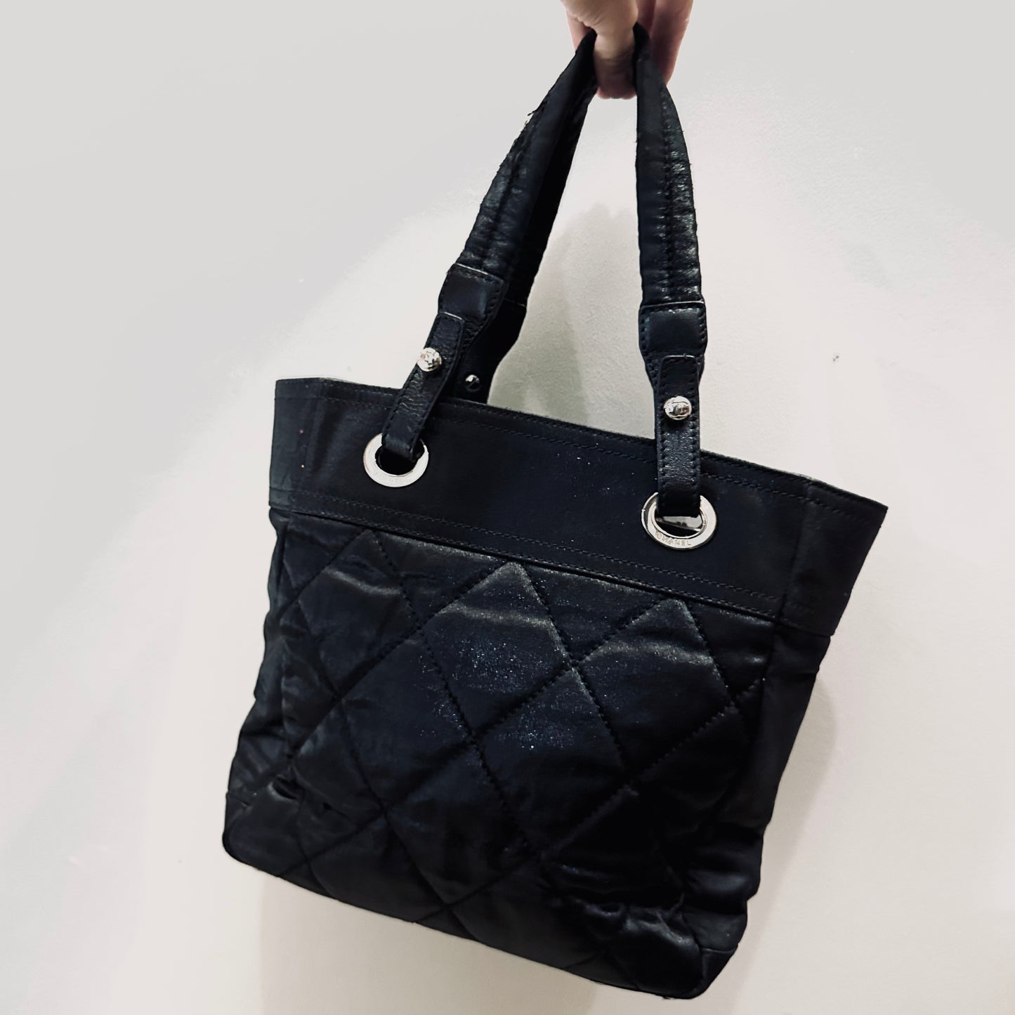 Chanel Black Paris Biarritz PM CC Monogram Logo Quilted Jersey & Leather Shopper Shoulder Tote Bag 11s