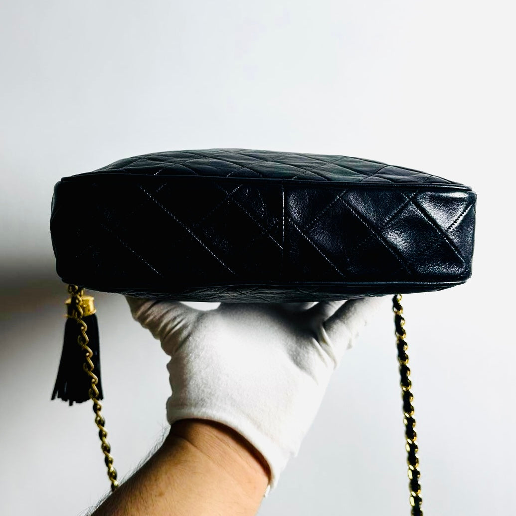 Chanel Black GHW Quilted Lambskin CC Monogram Logo Tassel Fringe Vintage Zip Camera Chain Shoulder Sling Bag 0s