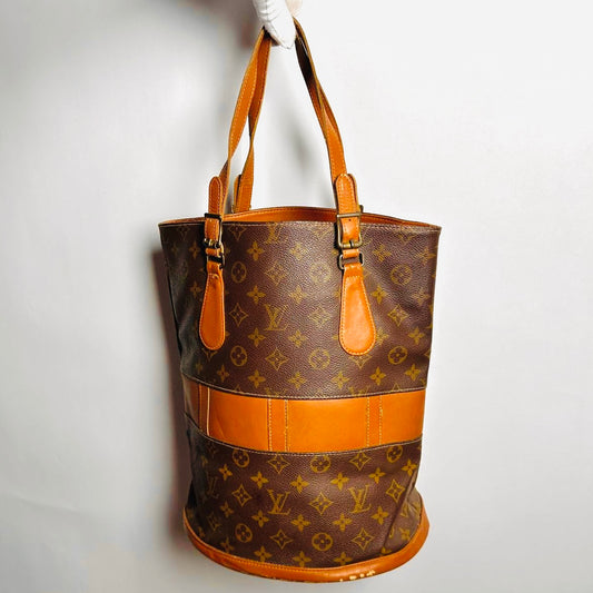 Louis Vuitton LV French Company Bucket Marais Monogram Logo Vintage Shoulder Tote Bag
