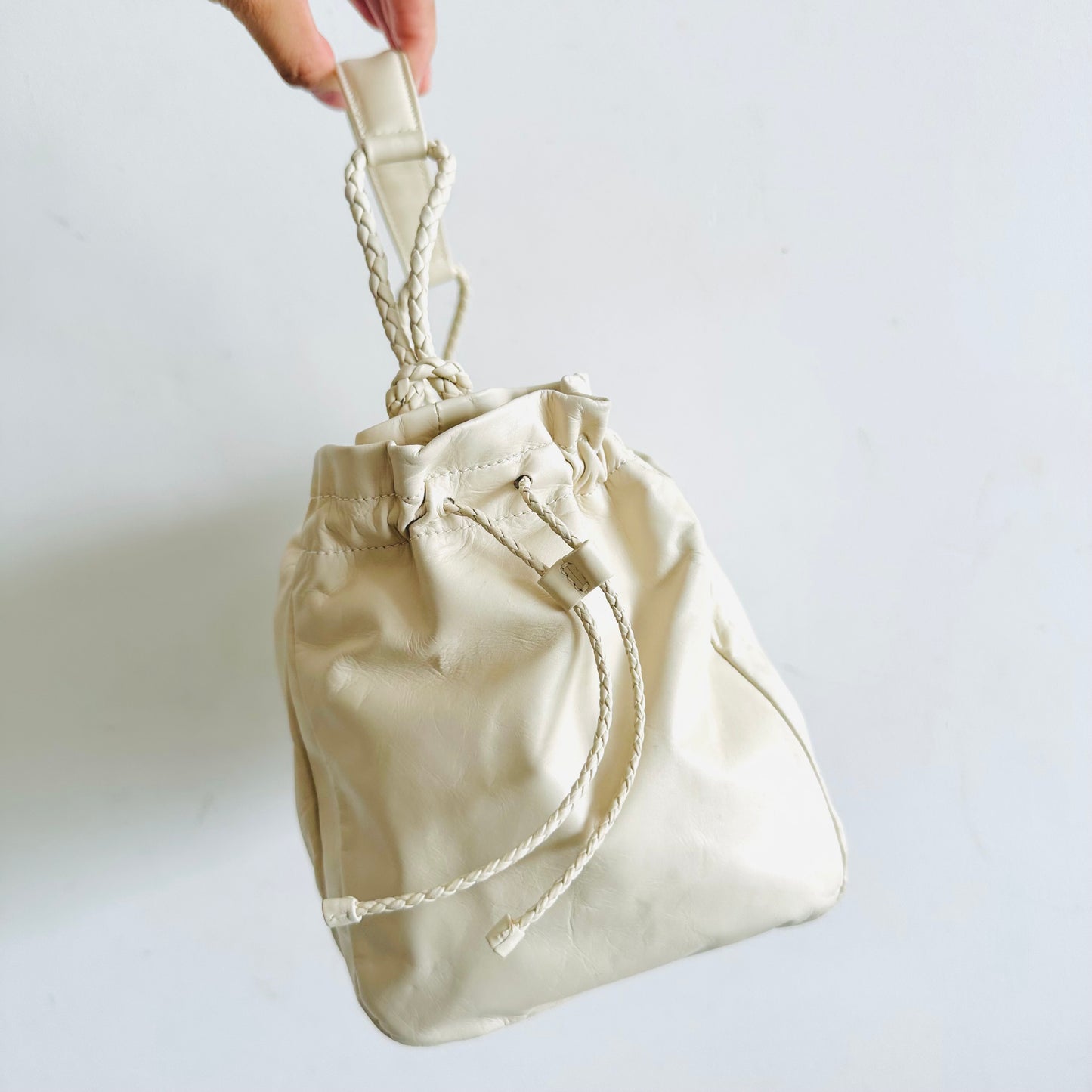 Bottega Veneta BV White GHW Nappa Leather Hobo Baguette Shoulder Bag