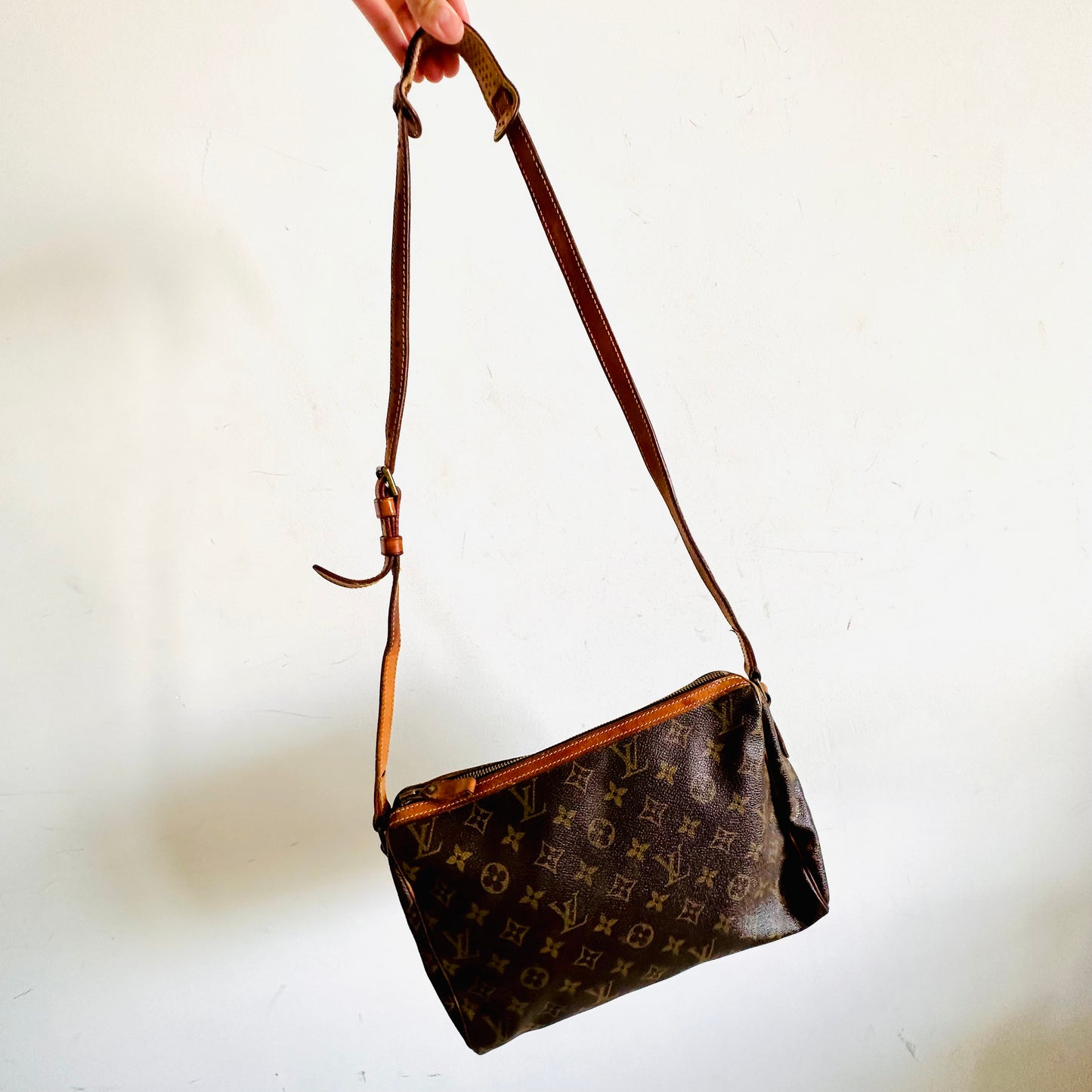 Louis Vuitton LV Tulle Lee Monogram Logo GHW Camera Shoulder Sling Bag