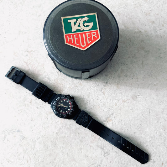 Tag Heuer F1 Formula 1 Black / Red Stainless Steel Rubber Strap Quartz 34MM Watch