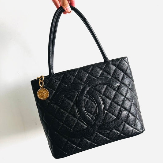 Chanel Black GHW Medallion Giant CC Monogram Logo Quilted Caviar Shoulder Shopper Tote Bag 7s