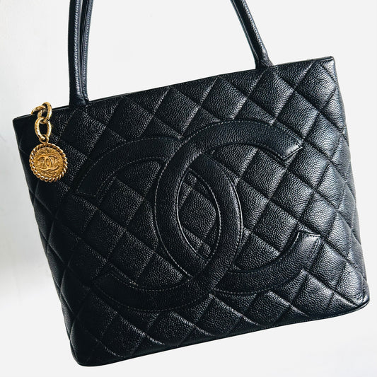 Chanel Black GHW Medallion Giant CC Monogram Logo Quilted Caviar Shoulder Shopper Tote Bag 7s