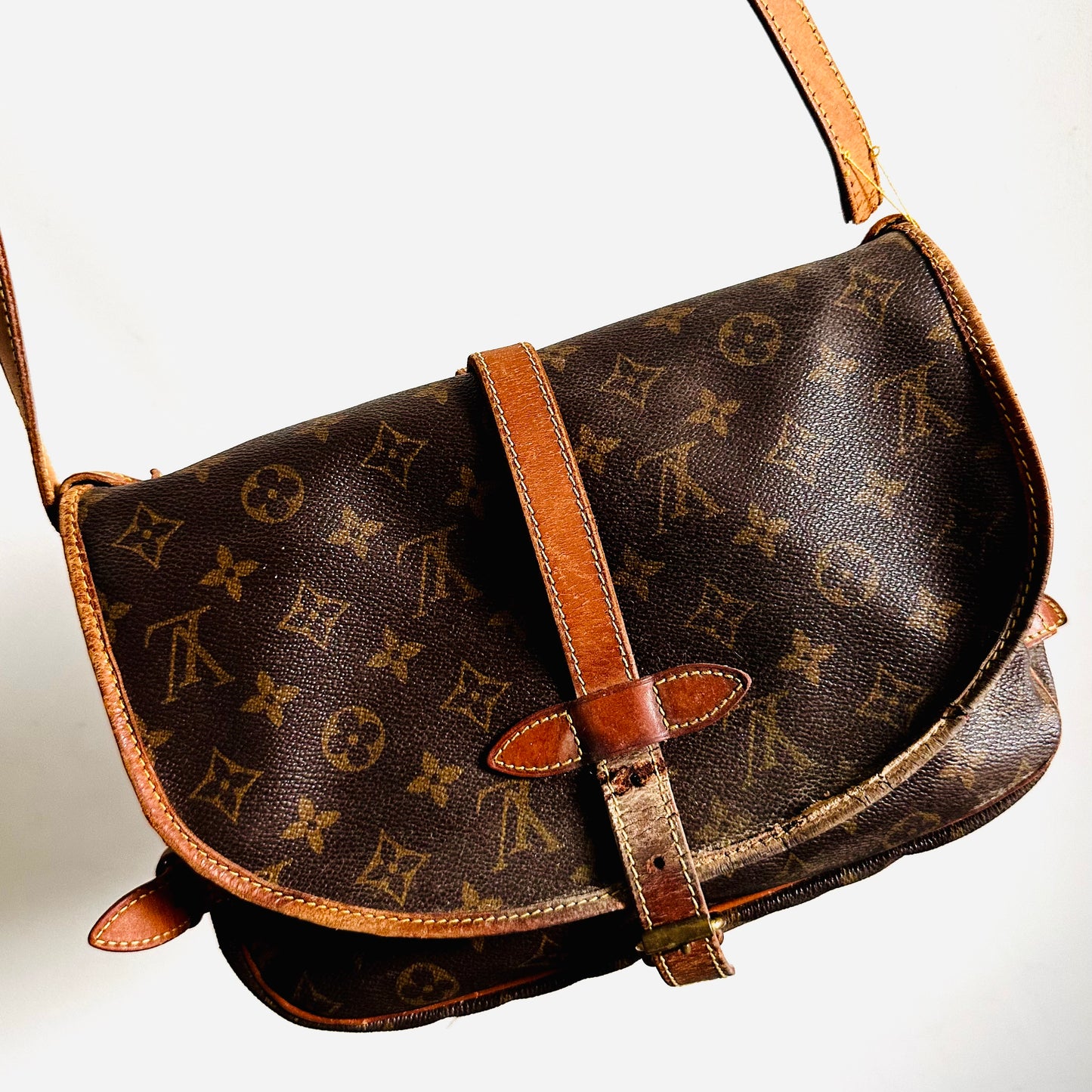 Louis Vuitton LV Saumur 28 Monogram Logo GHW Flap Satchel Shoulder Sling Bag