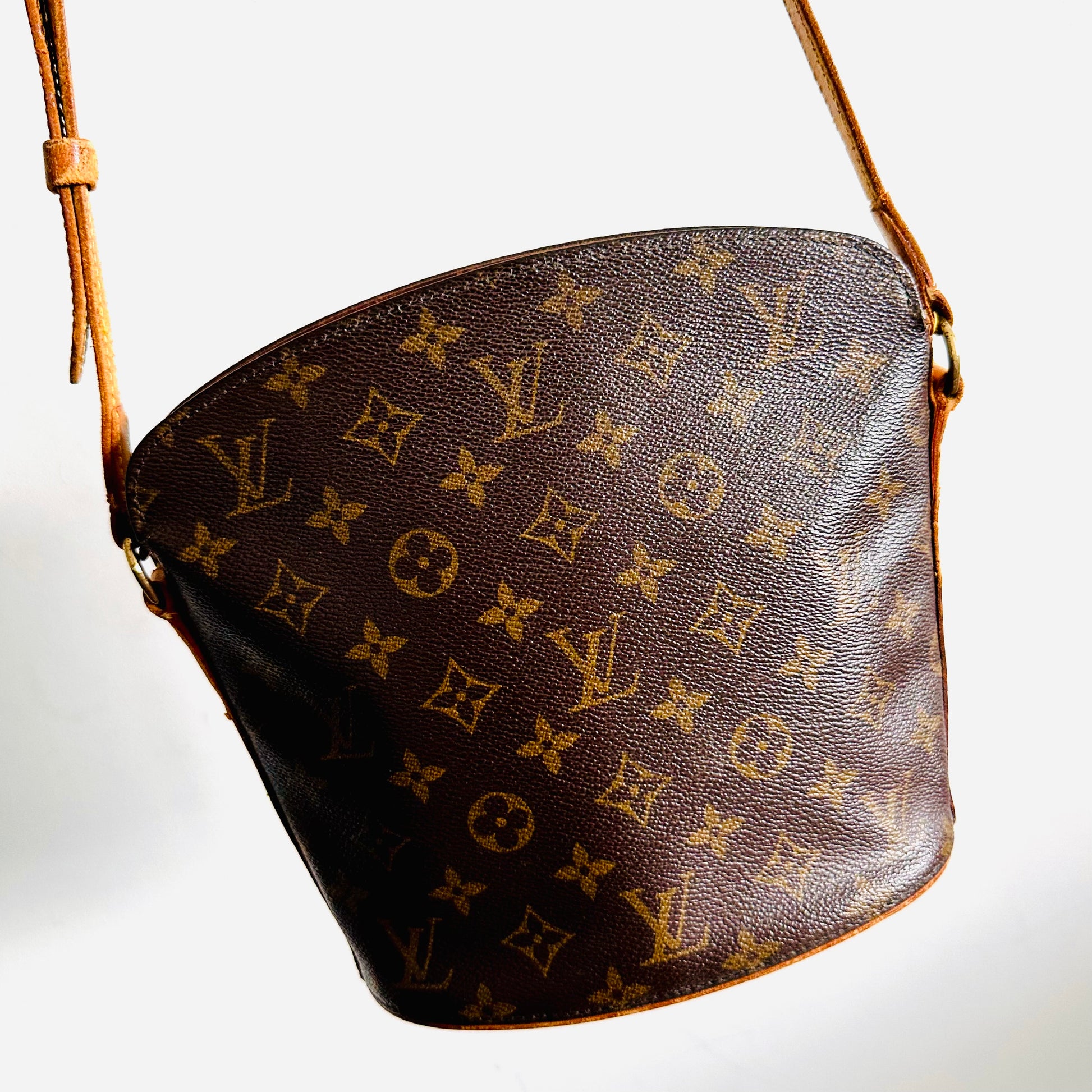 Lv Vintage Sling Bag Louis Vuitton LV Drouot Monogram Logo GHW