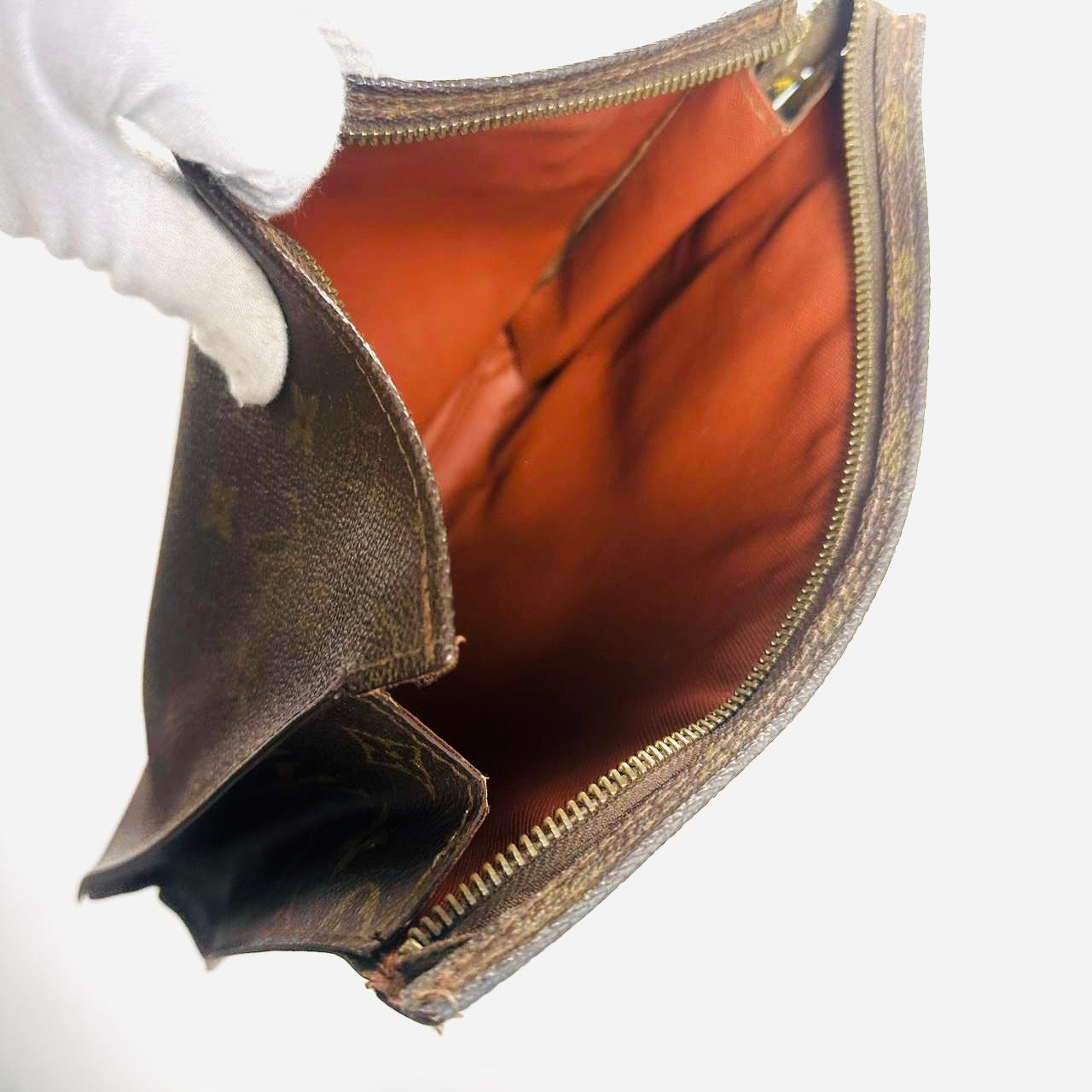 Louis Vuitton LV Monogram Logo GHW Toiletry Pouch 26 Vintage Clutch