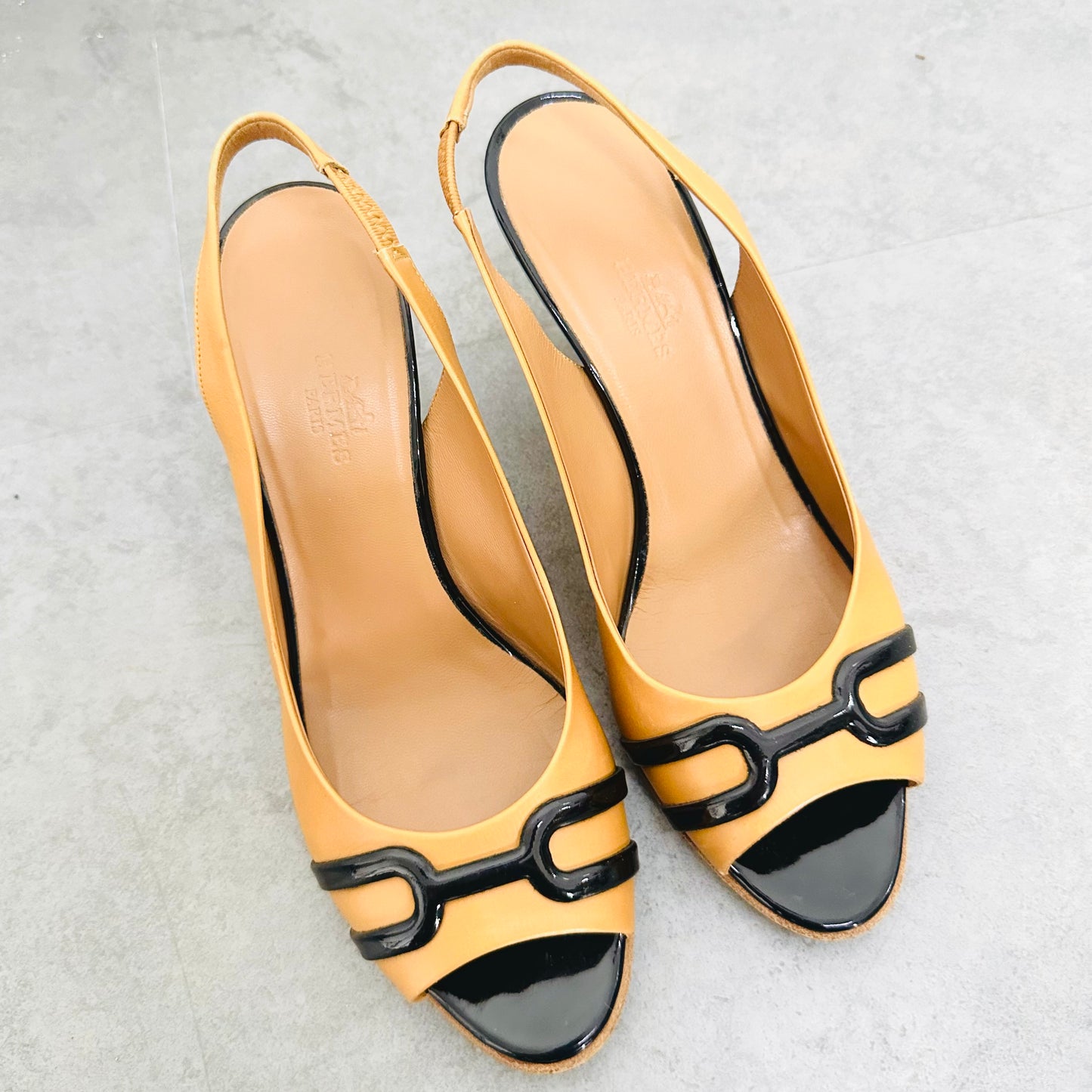 Hermes Classic Giant Monogram Logo Gold / Black Leather Open Toe Slingbacks Sandals Mules Heels Pumps Shoes