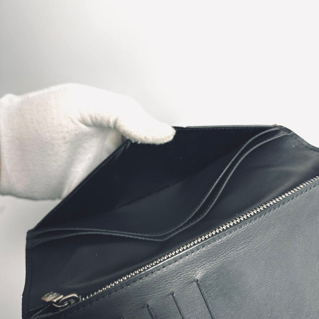 Louis Vuitton LV Brazza Damier Infini Leather Monogram Logo Long Bifold Flap Wallet