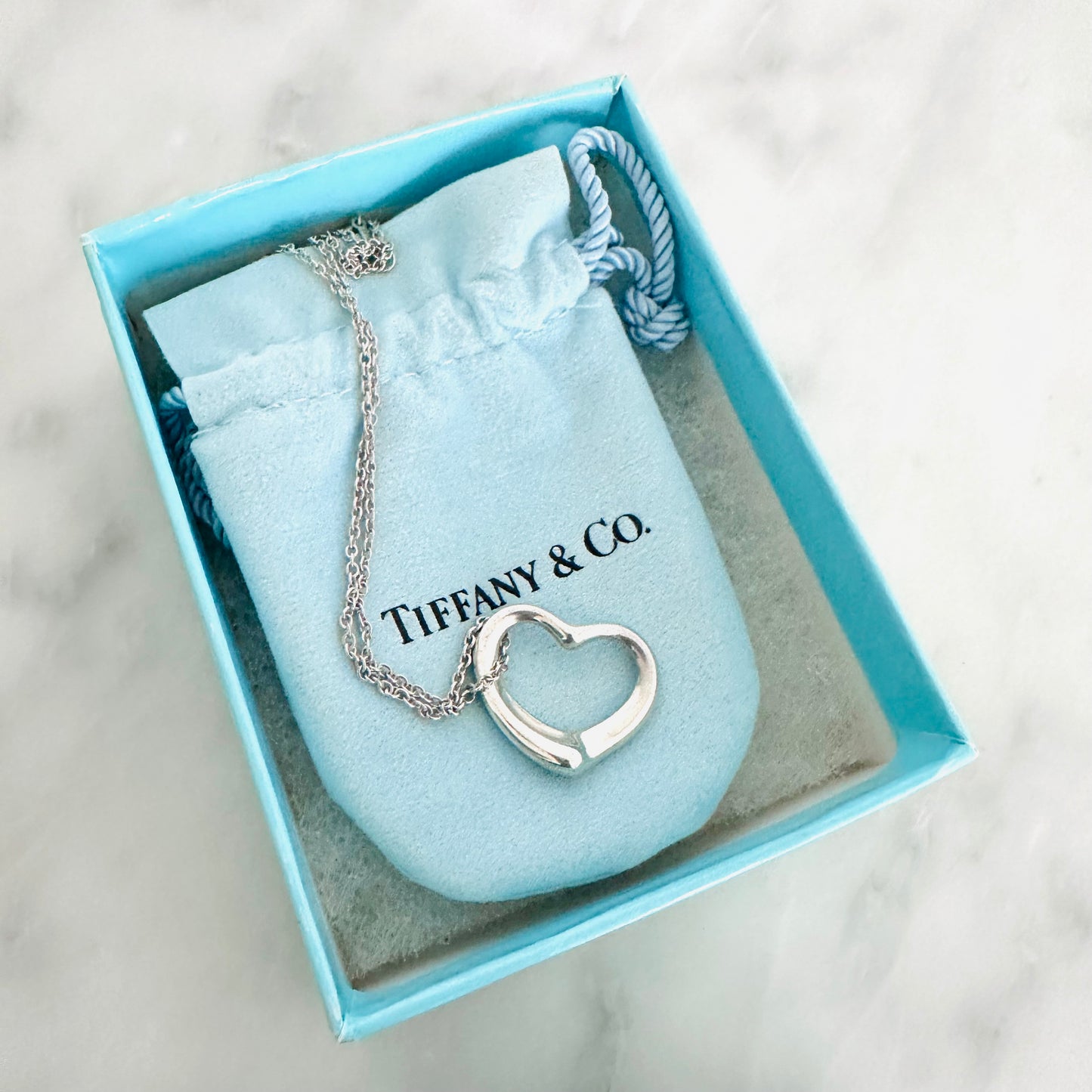 Tiffany & Co T&C Elsa Perreti Medium Open Heart Pendant Classic 925 Sterling Silver Chain Necklace