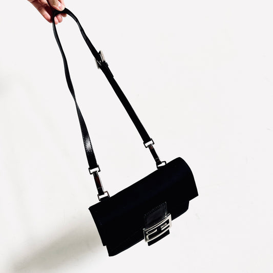 Fendi Black FF Monogram Logo Mamma Hobo Baguette Pochette Shoulder Sling Belt Bag