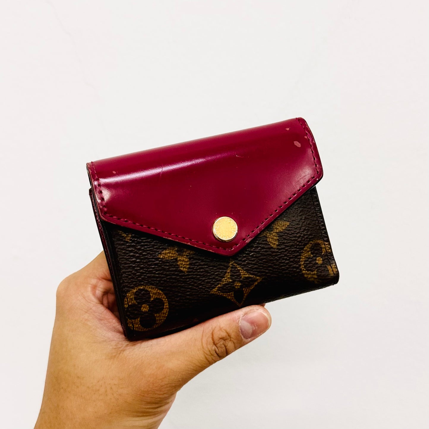 Louis Vuitton LV Zoe Monogram Logo & Fuchsia Leather GHW Classic Logo Flap Compact Trifold Wallet