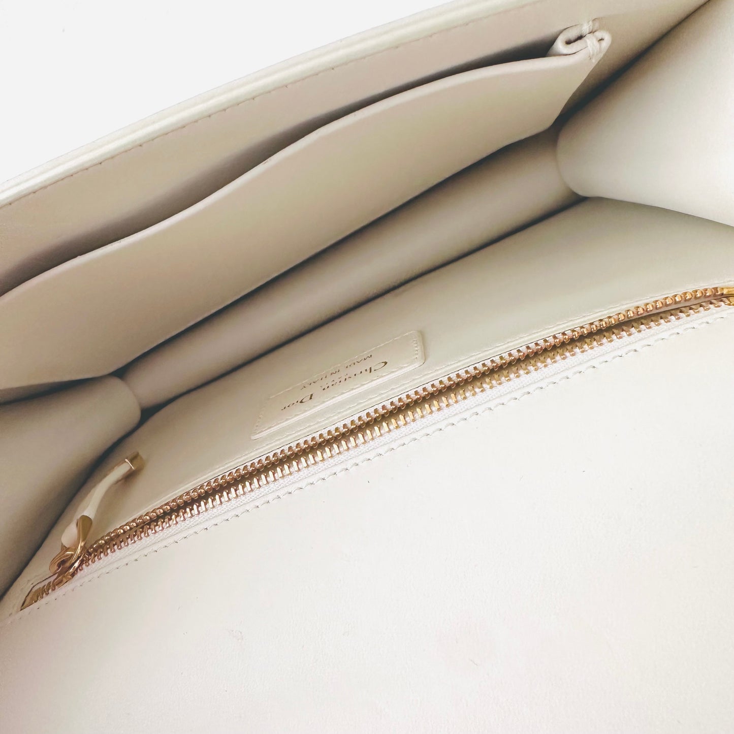 Christian Dior CD 30 Montaigne White Calfskin GHW Monogram Logo Flap Shoulder Sling Bag