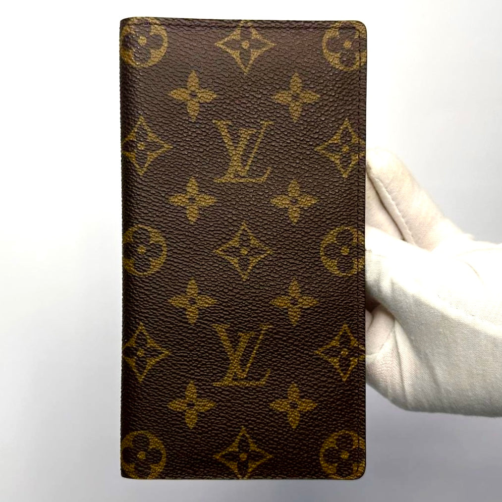 Louis Vuitton LV Brazza Monogram Logo Long Bifold Flap Flat Wallet