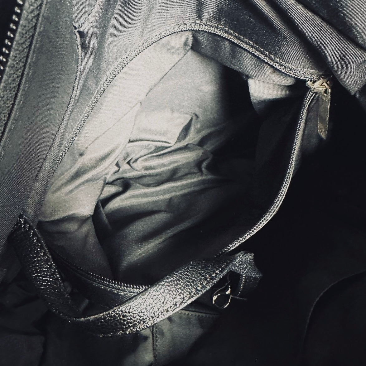 Chanel Black Paris Biarritz PM CC Monogram Logo Quilted Jersey & Leather Shopper Shoulder Tote Bag 11s