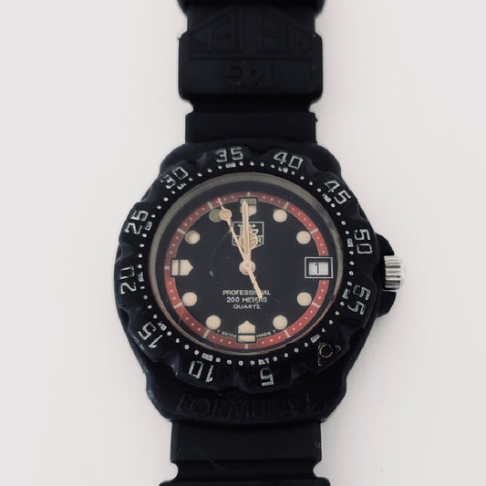 Tag Heuer F1 Formula 1 Black / Red Stainless Steel Rubber Strap Quartz 34MM Watch