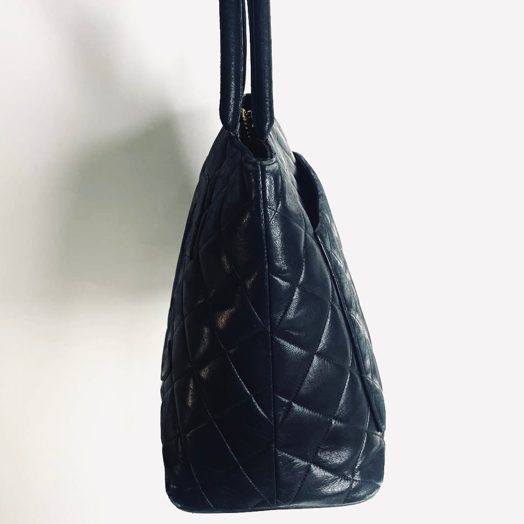Chanel Black GHW Medallion Giant CC Monogram Logo Quilted Lambskin Shoulder Shopper Tote Bag 2s