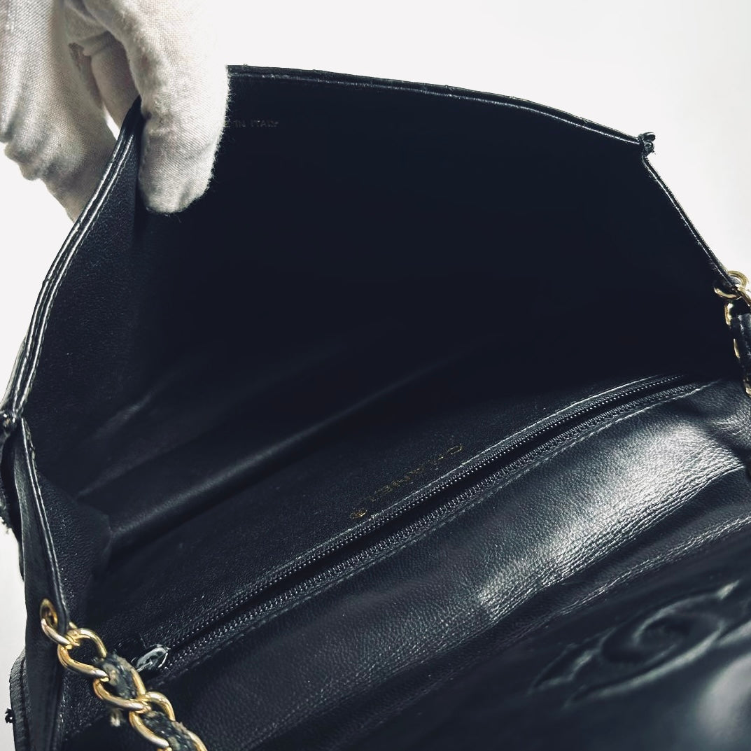 Chanel Black GHW CC Monogram Logo Tassel Fringe Quilted Lambskin Flap Vintage Shoulder Sling Bag 1s