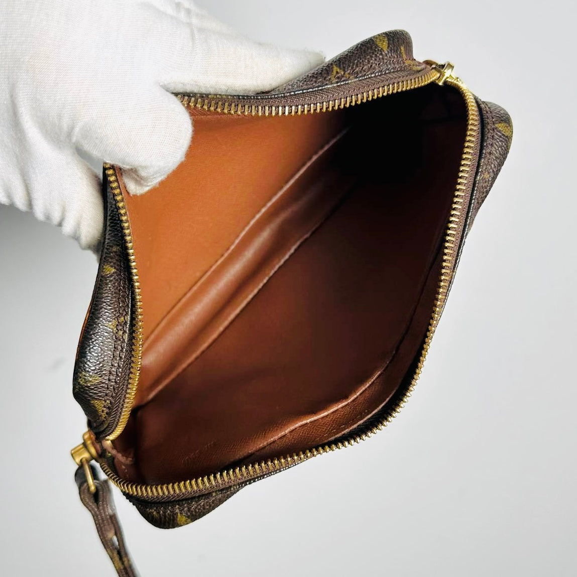 Louis Vuitton LV Marly Dragonne Monogram Logo GHW Vintage Wrislet Clutch Case Pouch