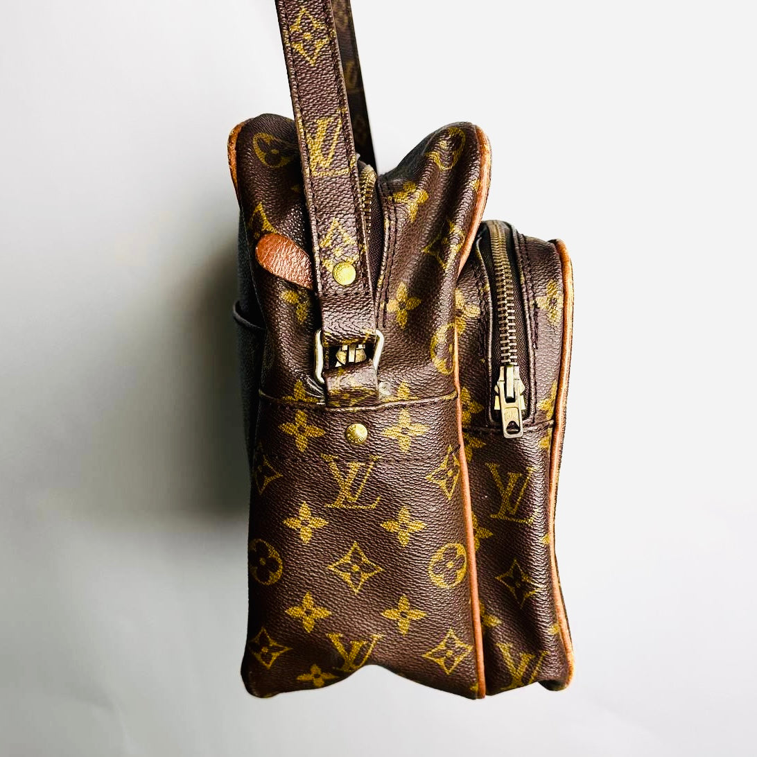 Louis Vuitton LV Reporter Nile Monogram Logo GHW Camera Messenger Shoulder Sling Bag