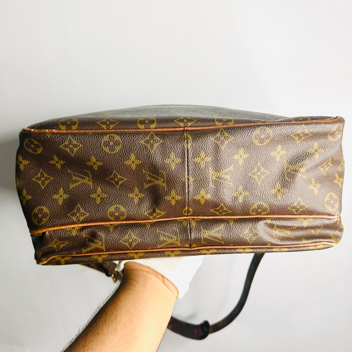 Louis Vuitton LV Reporter Nile Monogram Logo GHW Camera Messenger Shoulder Sling Bag