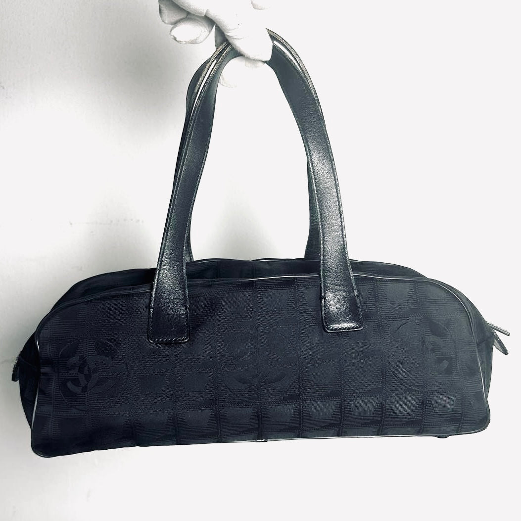 Chanel Black Travel Line East West Quilted Jacquard CC Monogram Logo Shoulder Shopper Boston Tote Bag 7s