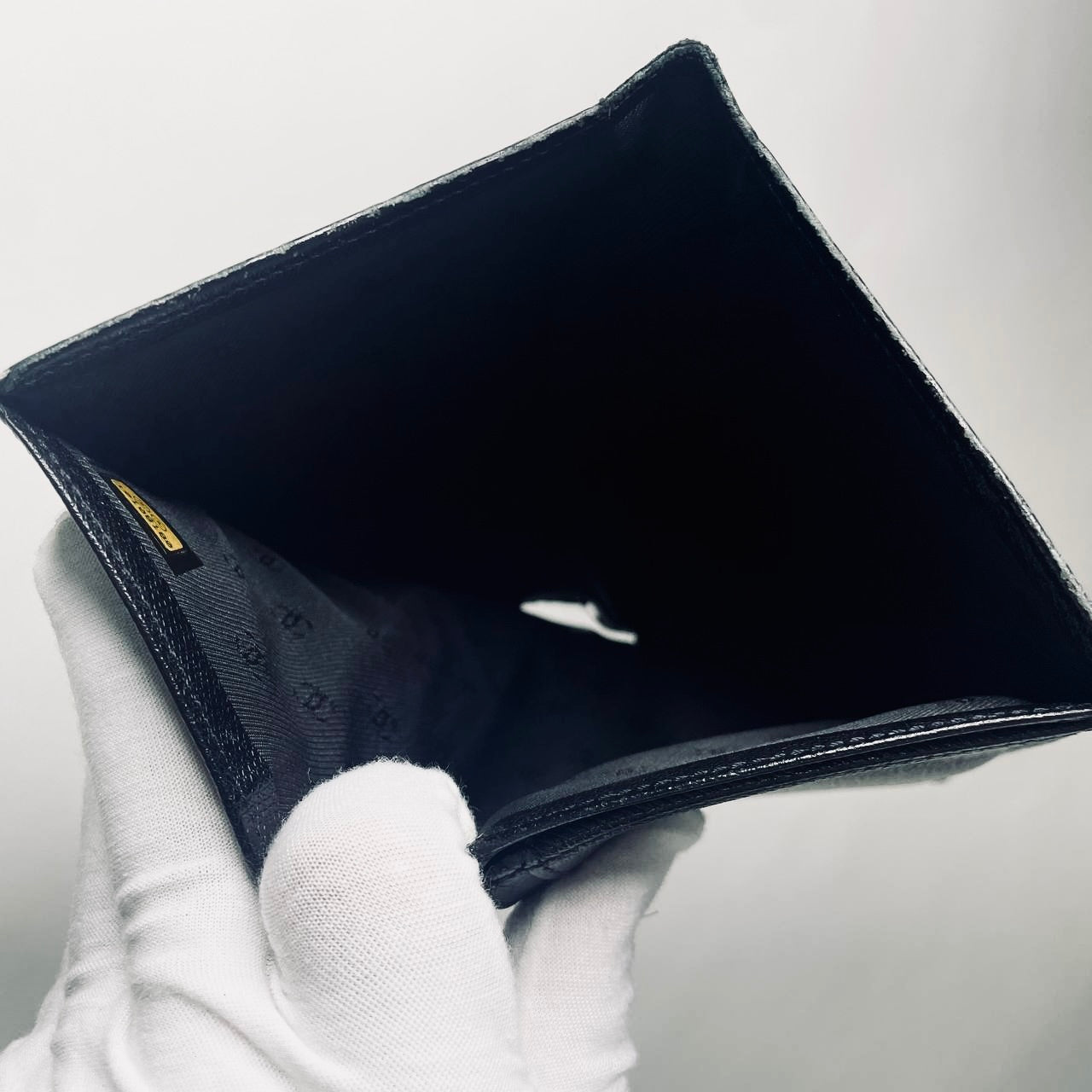 Chanel Black GHW CC Logo Grained Calfskin Leather Vintage Bifold Flap Long Wallet 10s