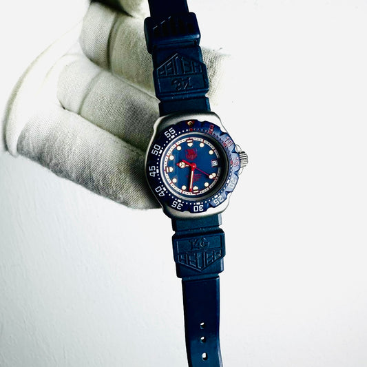 Tag Heuer F1 Formula 1 Navy Blue Stainless Steel Rubber Strap Quartz 28MM Watch