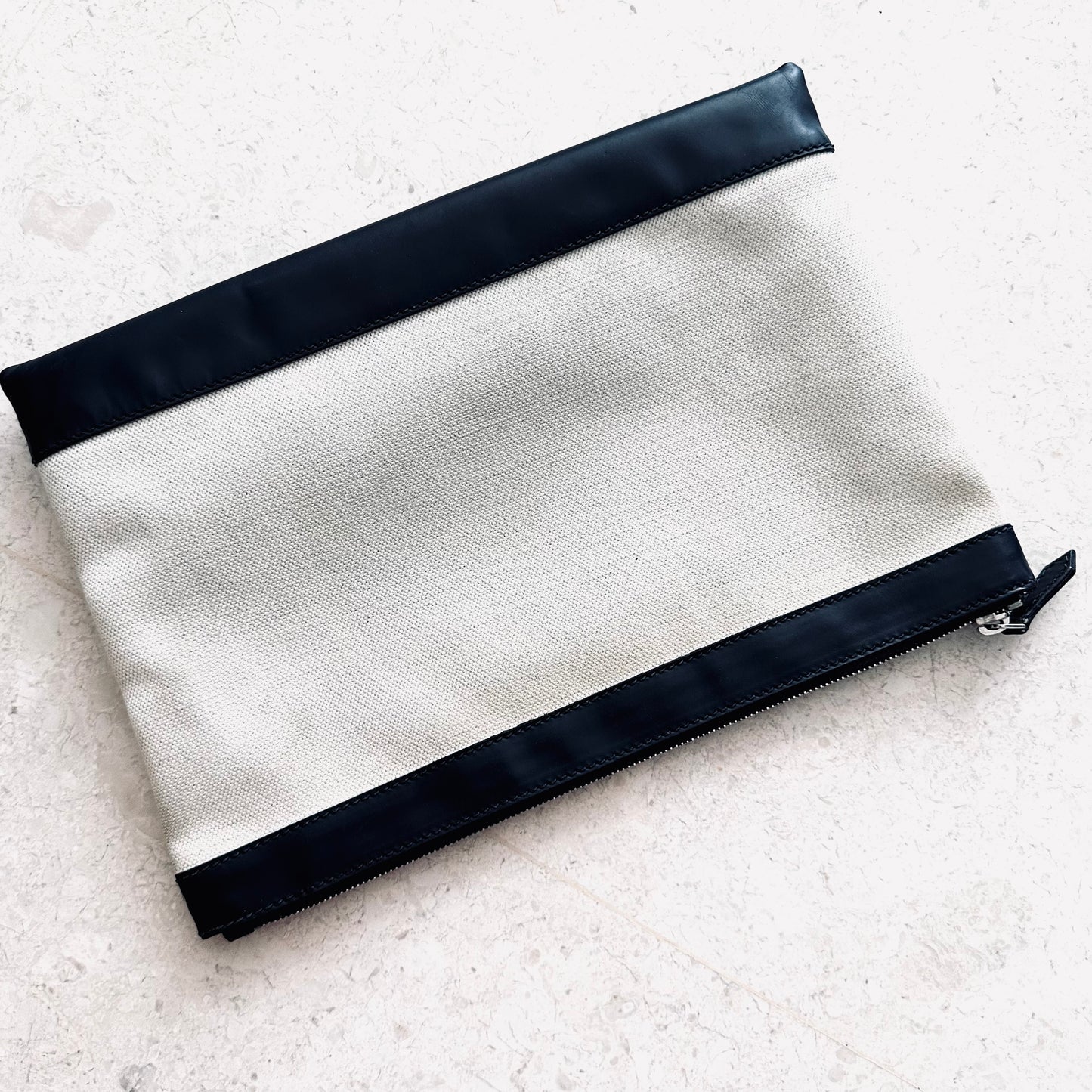 Balenciaga Black / White Everyday Medium Classic Clip M Toile / Leather Zip Clutch Folio Pouch Case