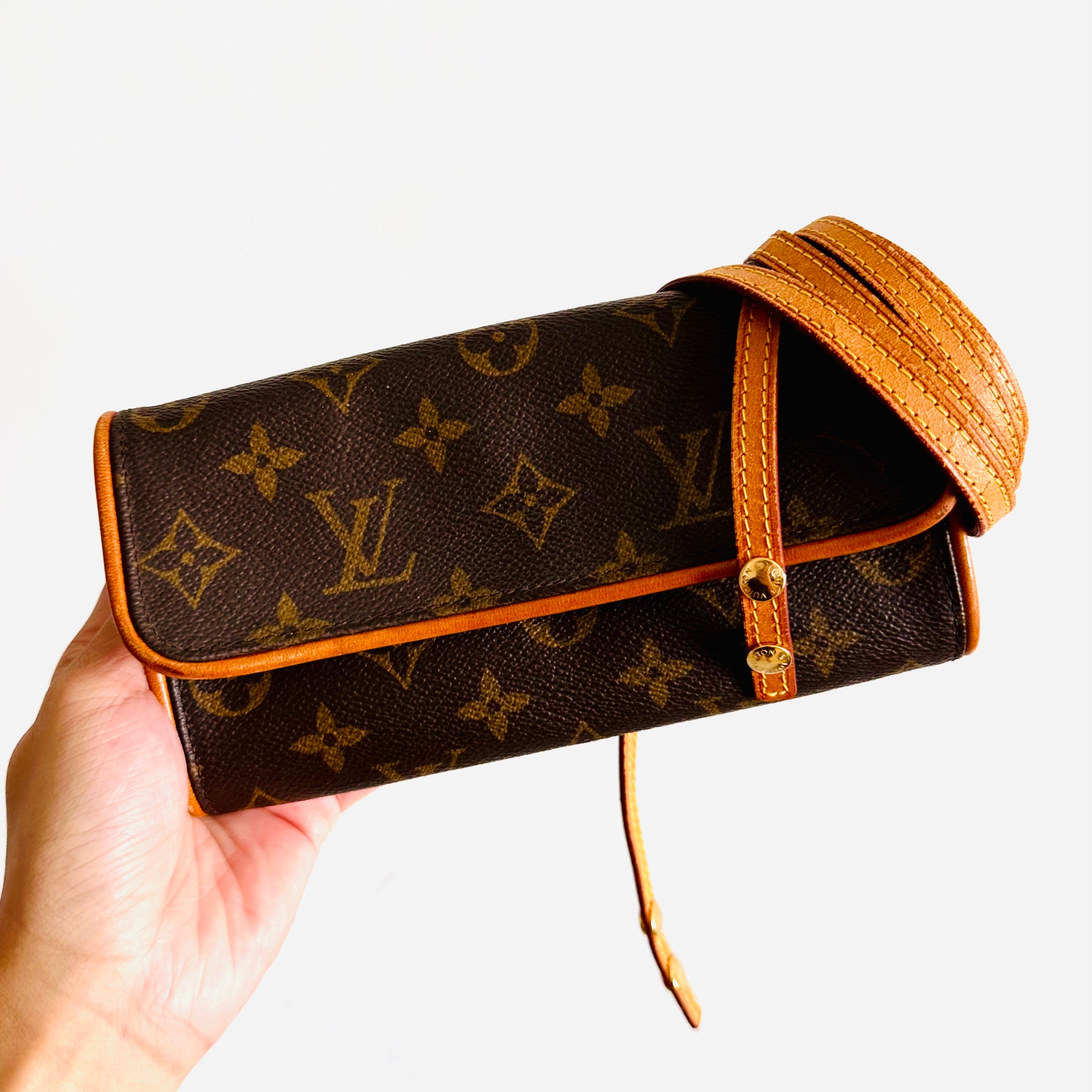 Lv phone sling discount bag