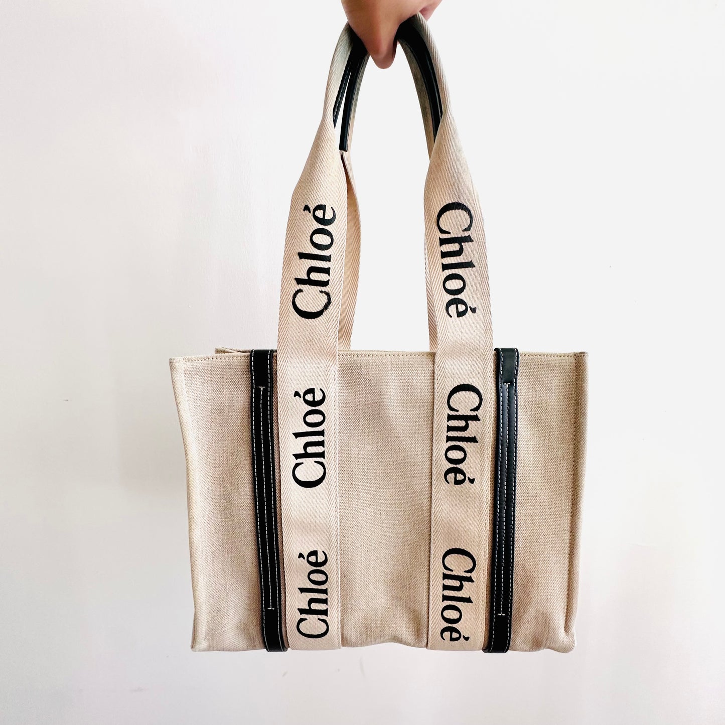 Chloe Woody Beige / Black / White Monogram Logo Shopper Medium Shoulder Tote Bag
