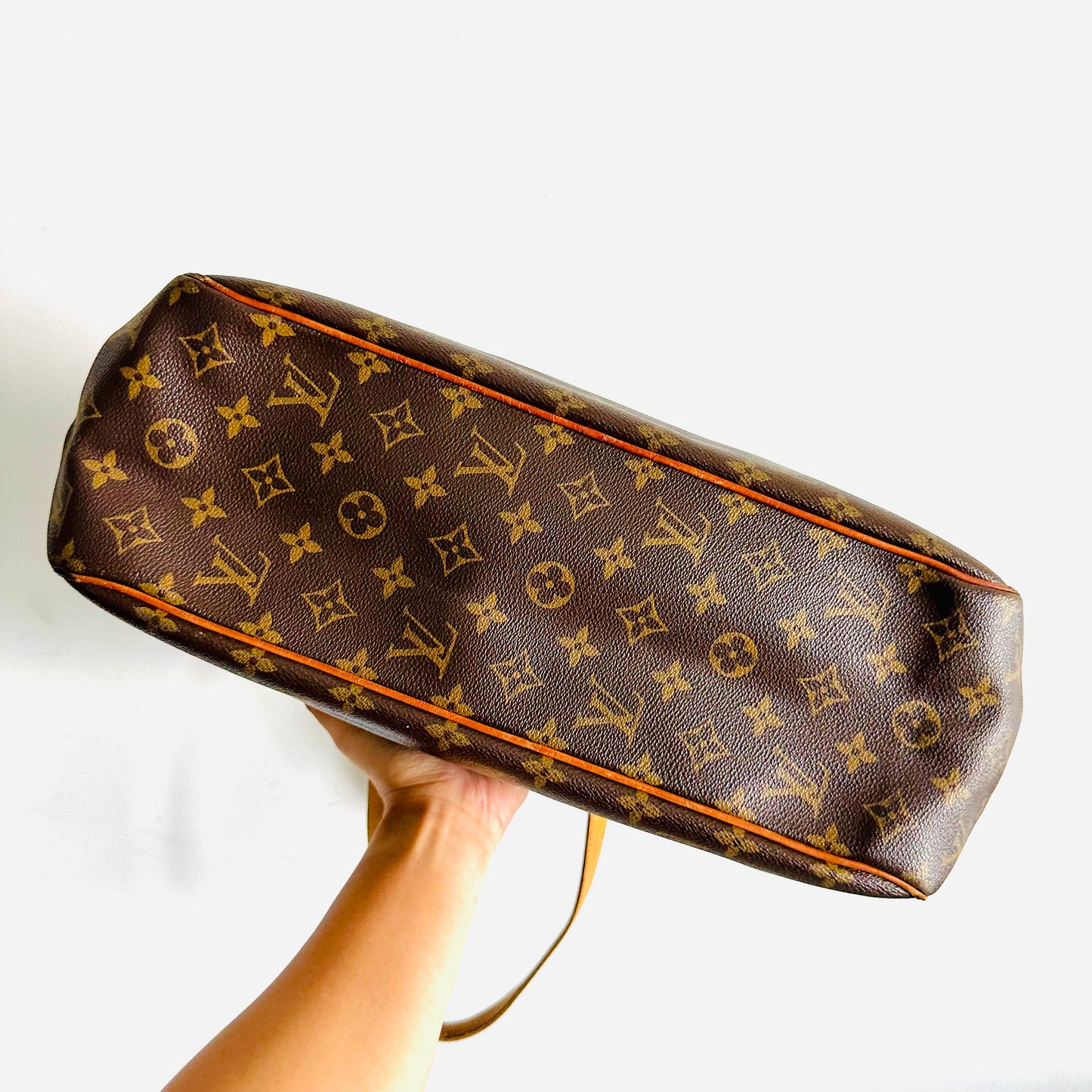 Louis Vuitton LV Batignolles Monogram Logo GHW Shoulder Shopper Tote Bag