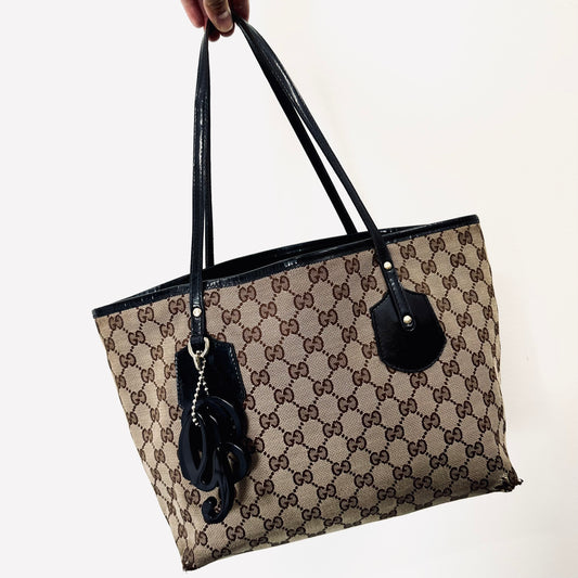 Gucci Beige / Black GG Monogram Logo Sherry Charms Shopper Shoulder Tote Bag